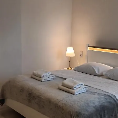 Cracow Apartmanhotel 3*