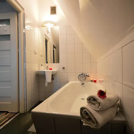 Cracow Apartmanhotel 3*