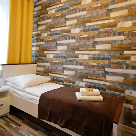شقة فندقية Cracow 4*