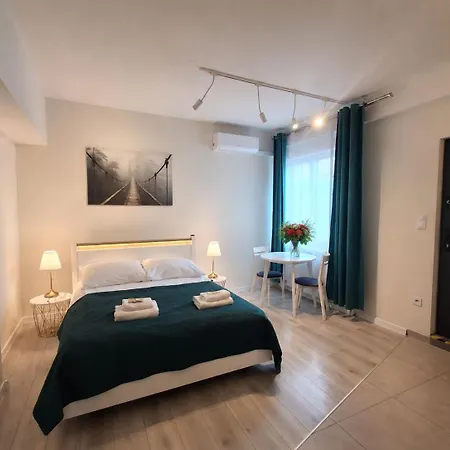 Cracow 4*