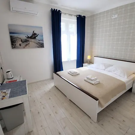 Cracow 4*