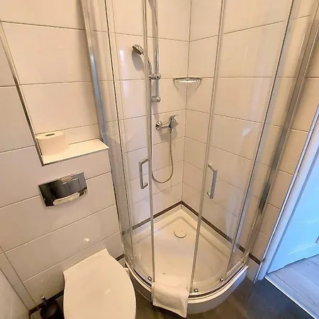 Cracow 4*