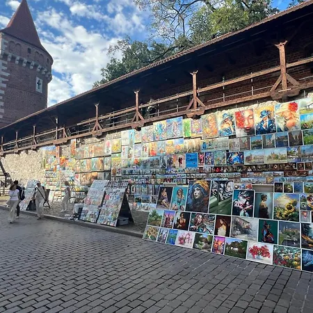 Cracow 4*