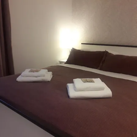 Cracow Apartmanhotel 3*
